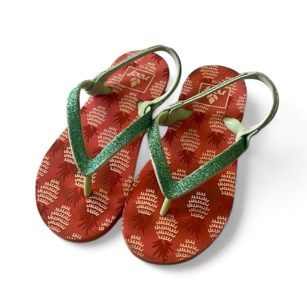 Reef sandals/flip flops size 9/10